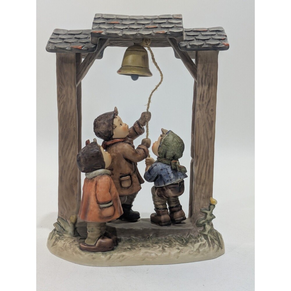 Hummel Goebel Century Collection HUM 487 “Let’s Tell The World” 1990 w/ Box